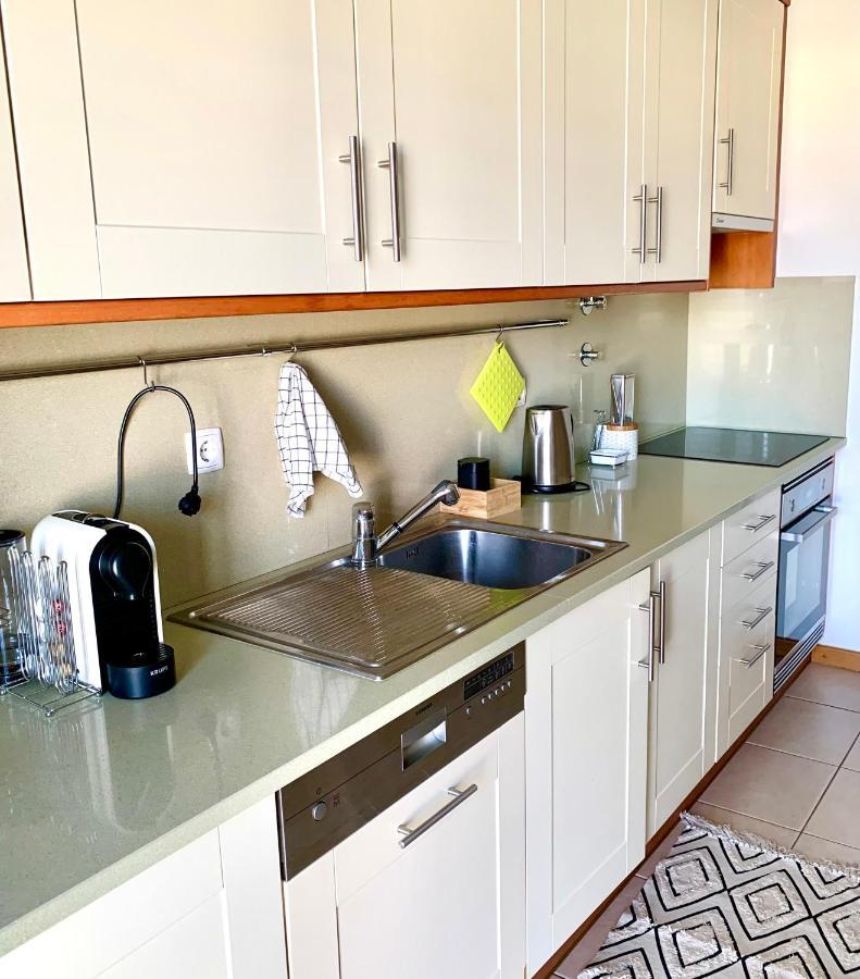 Ponta Delgada Yellow Five Apartment מראה חיצוני תמונה